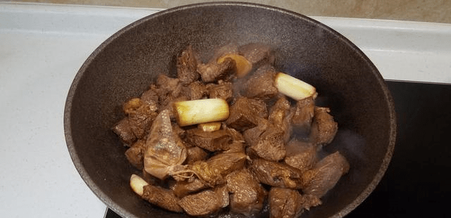 诺森德炖肉 探索诺森德：炖肉的美味与冒险