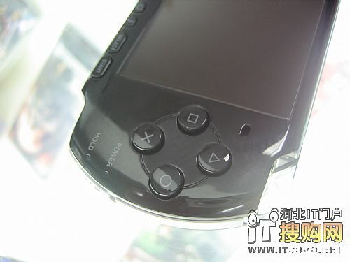 **PSP2000价格及游戏体验：经典掌机的魅力**