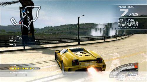 山脊赛车PSP版：速度与激情的掌中竞技