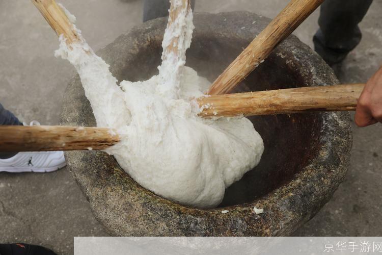 天龙八部糍粑:天龙八部糍粑：经典武侠IP与美食文化的完美结合