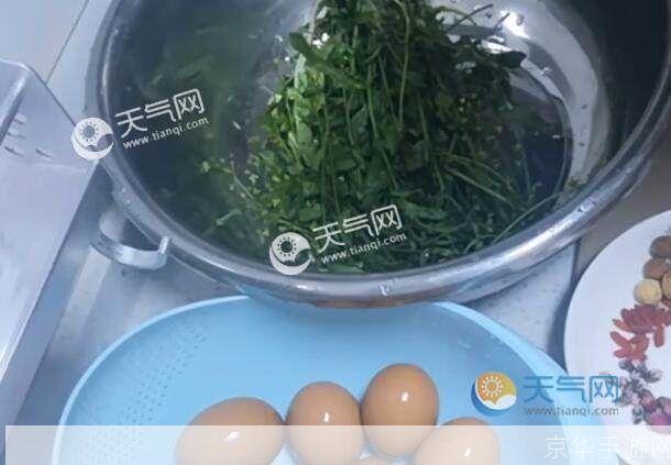 三月三荠菜煮鸡蛋的功效与作用:三月三荠菜煮鸡蛋：古老传统的健康秘诀